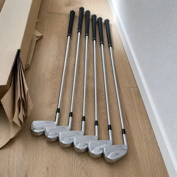 Ferros Pro Forjados Mizuno, 5 a PW